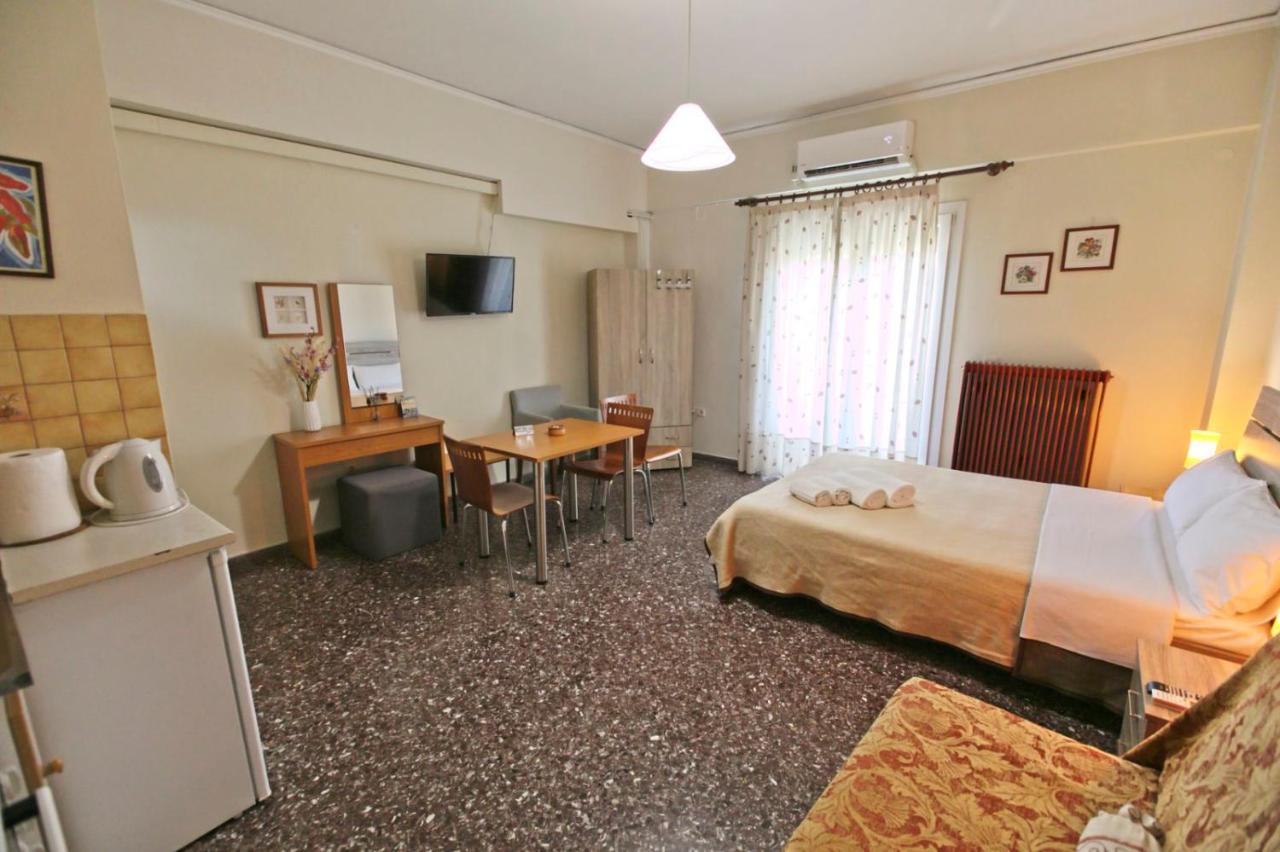 Selana Apartments Mytilene Exterior photo