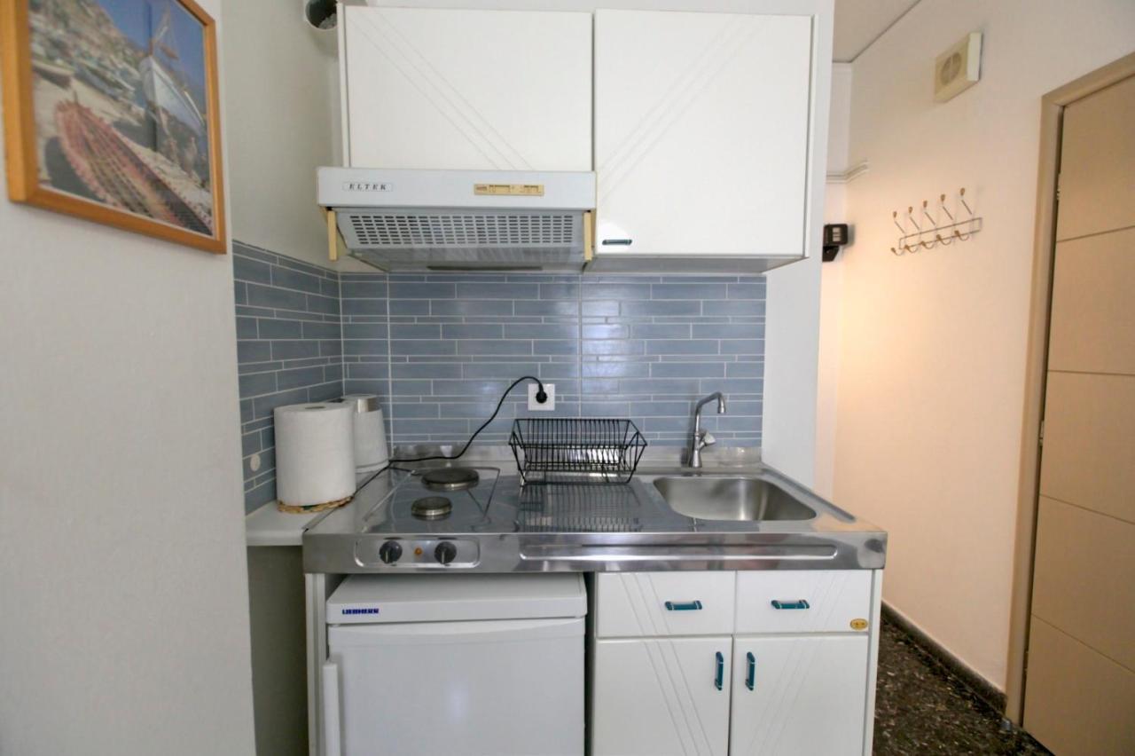 Selana Apartments Mytilene Exterior photo